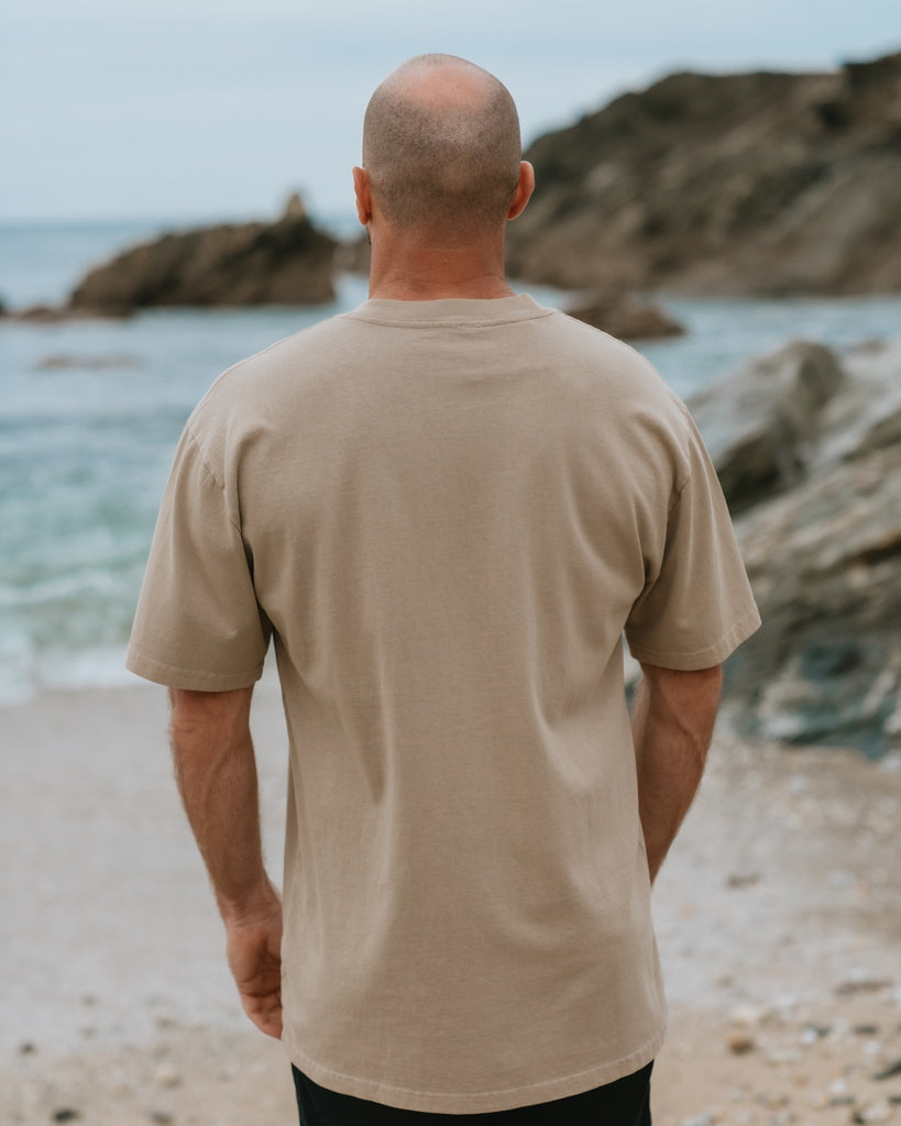 Sunset Surf Men's Heavyweight T-Shirt – Faded Sand