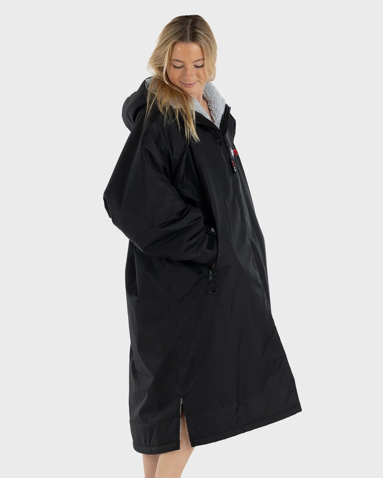 Dryrobe Advance Long Sleeve Change Coat - Black & Grey