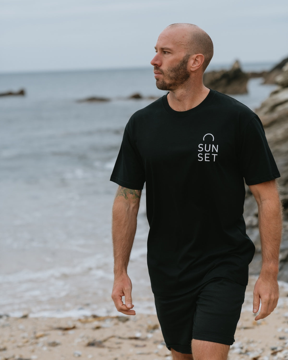Men's Essential Organic T-Shirt - Black